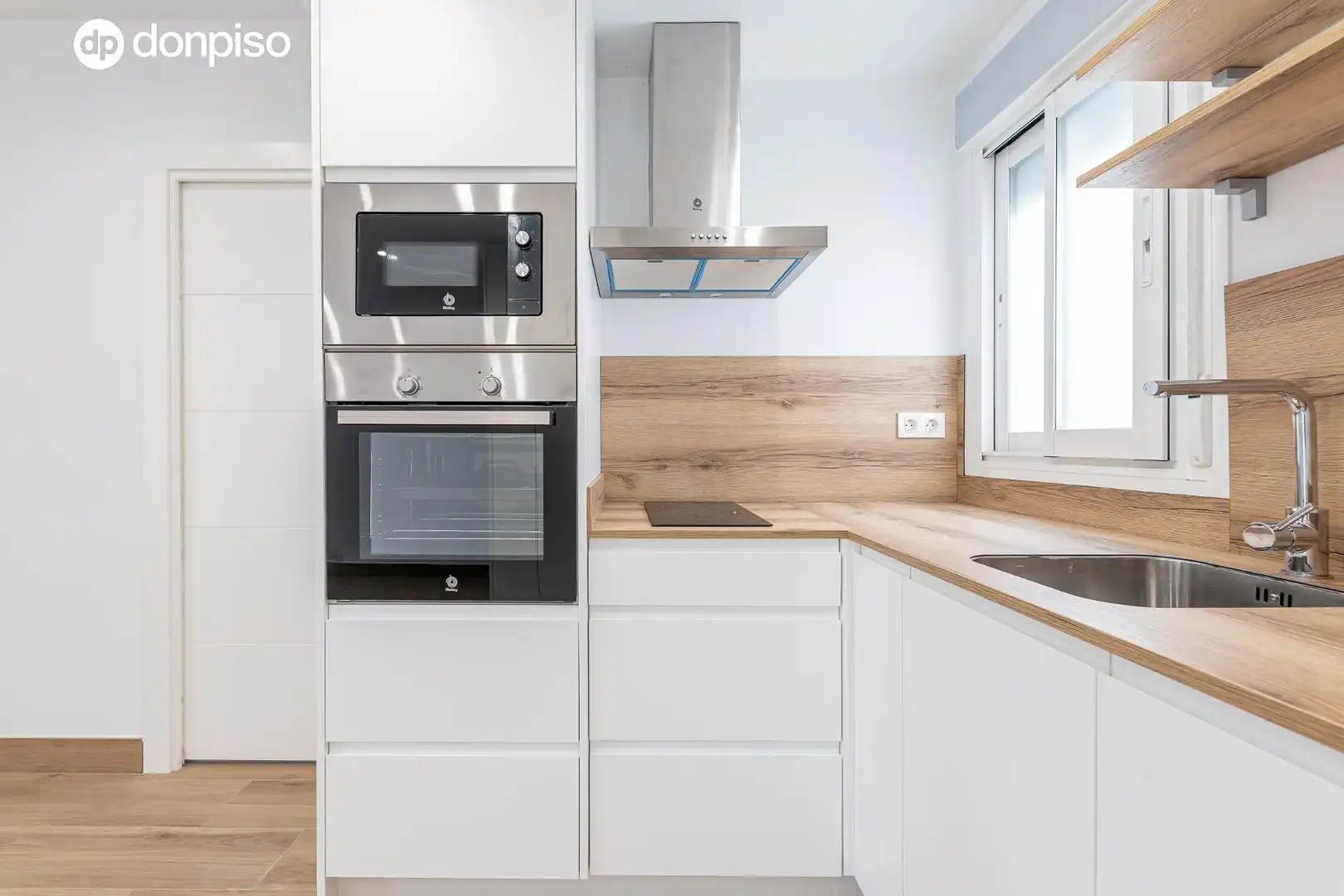 Cocina de Piso en venta en Málaga con Aire acondicionado y Calefacción