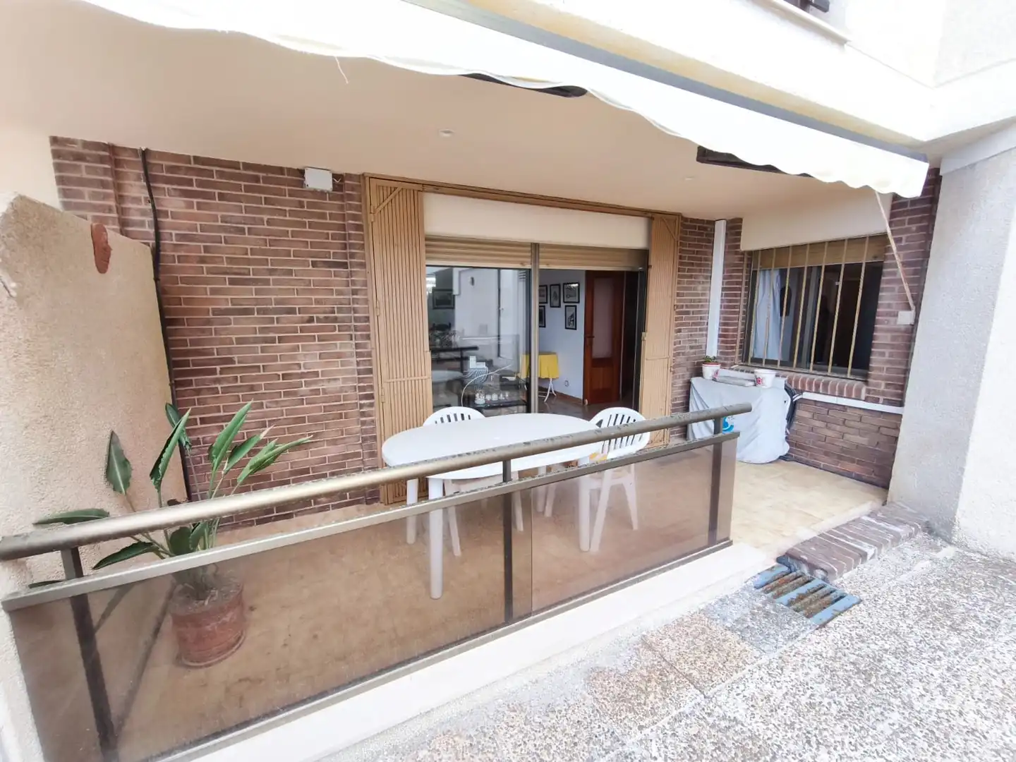 Piso con terraza en venta en Carrer de la Cala de la Font 14, imagen 6