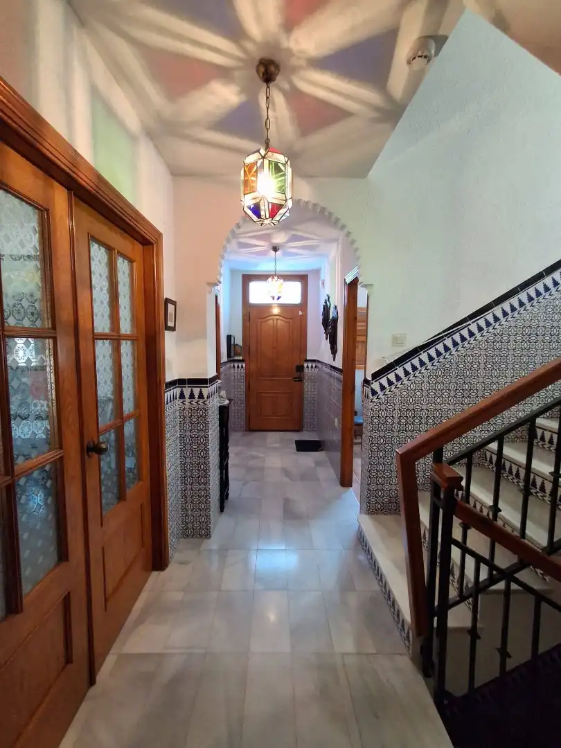 Haus oder Chalet zum Verkauf in Loja mit Heizung, Privatgarten und Terrasse