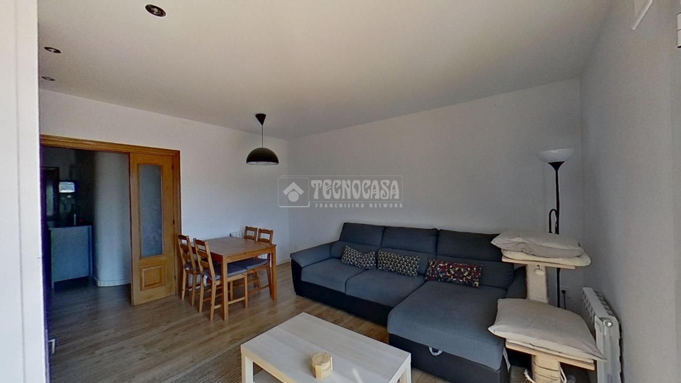 Living room of Flat for sale in Manresa  with Heating, Furnished and Balcony