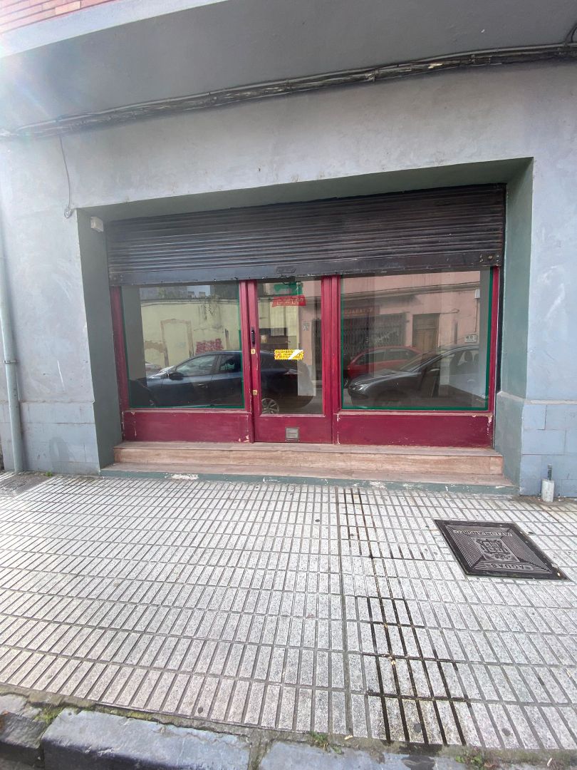Local de alquiler en Calle Nalona, 3, Sama