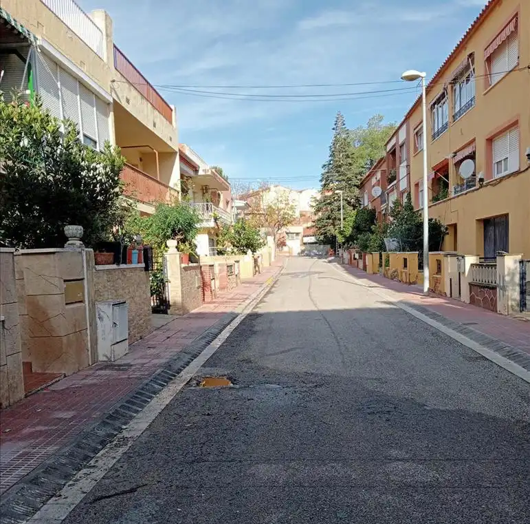 Vista exterior de Casa adosada en venda en Cambrils amb Traster