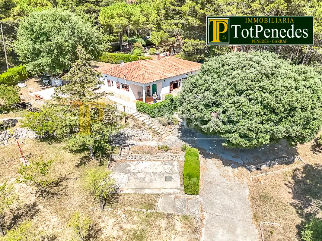 Haus oder Chalet zum Verkauf in Querol mit Heizung, Privatgarten und Abstellraum