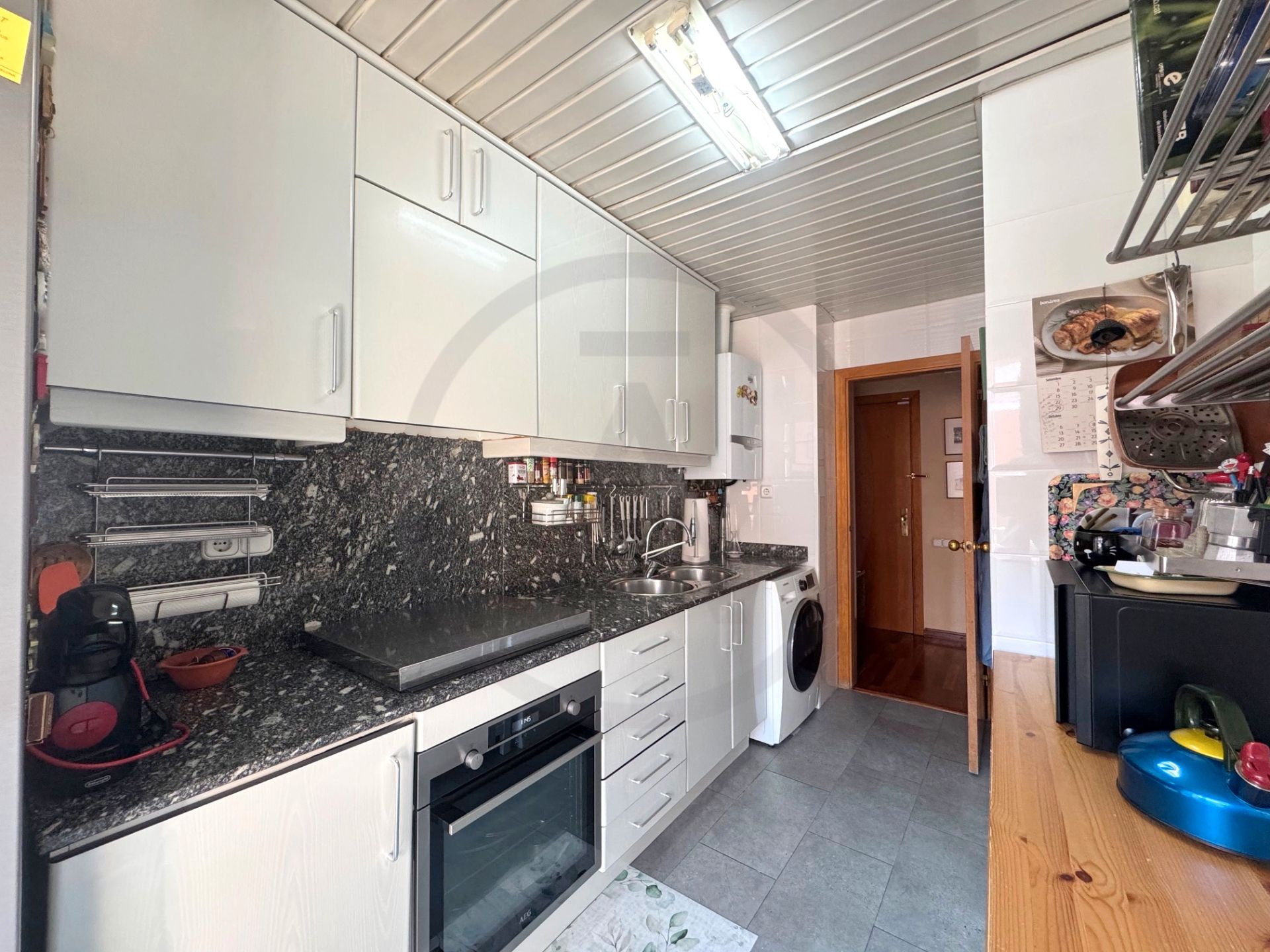 Kitchen of Flat for sale in Sant Cugat del Vallès  with Heating, Parquet flooring and Balcony