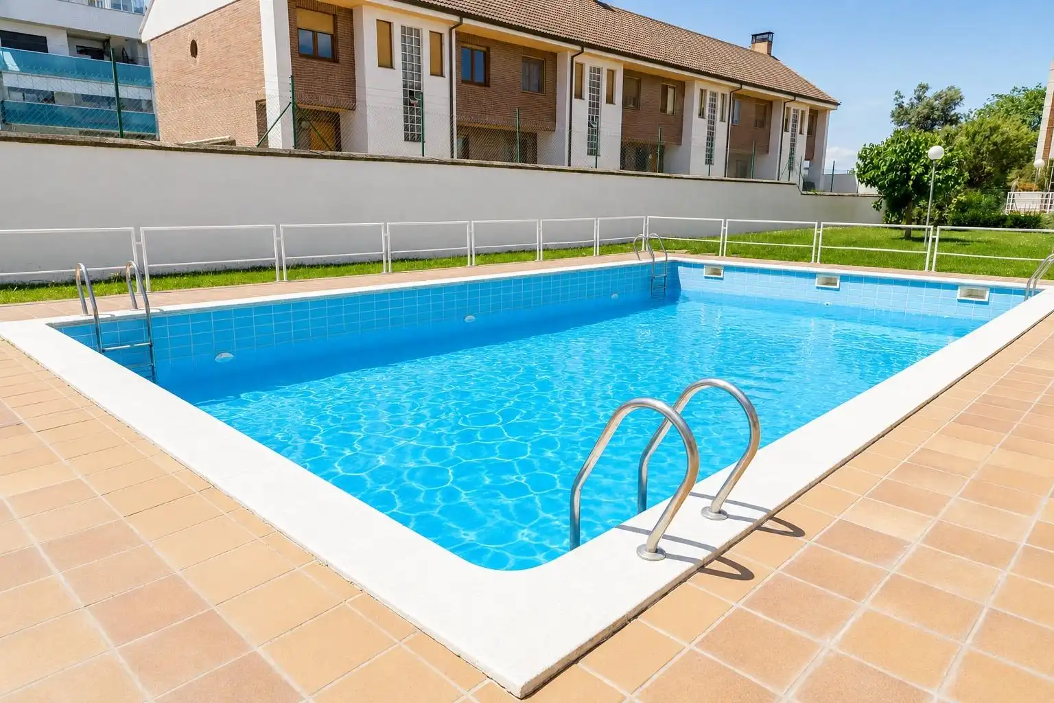 Swimming pool of Detached homes for sale in Zaragoza  with Heating, Private garden and Terrace