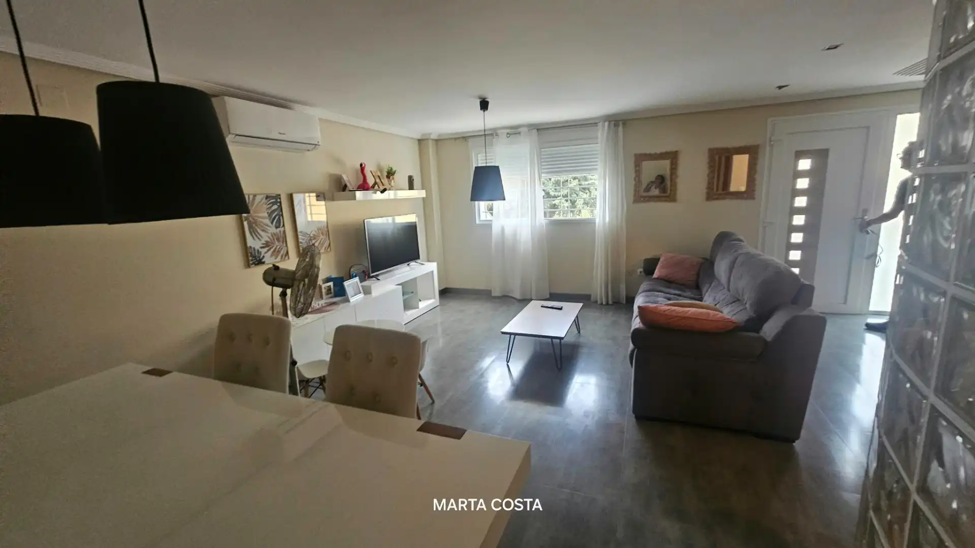 Casa a schiera con piscina in affitto a Carrer de la Paleta