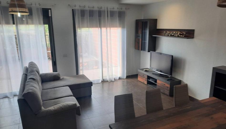 Photo 1 of Single-family semi-detached to rent in Pioz, Guadalajara