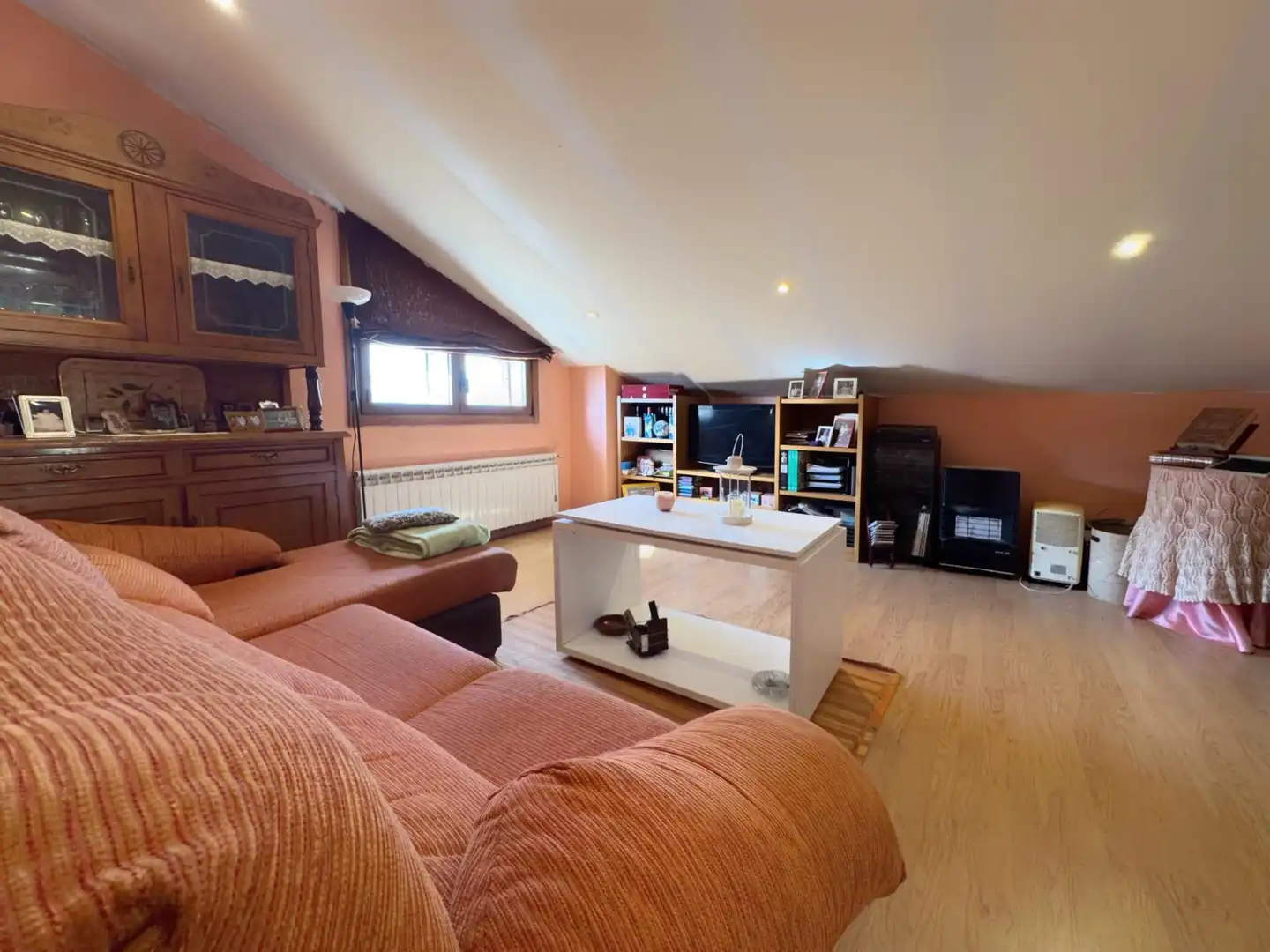 Living room of Houses for sale in Lalín  with Heating, Private garden and Furnished
