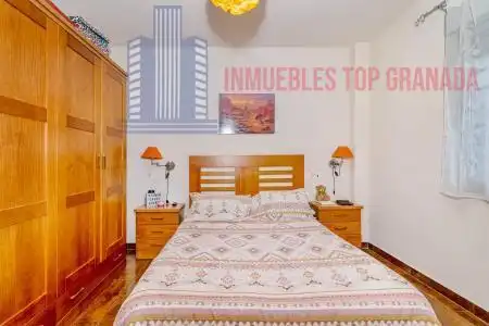 Habitación de Apartamento en venta en Albolote con Trastero y Piscina comunitaria