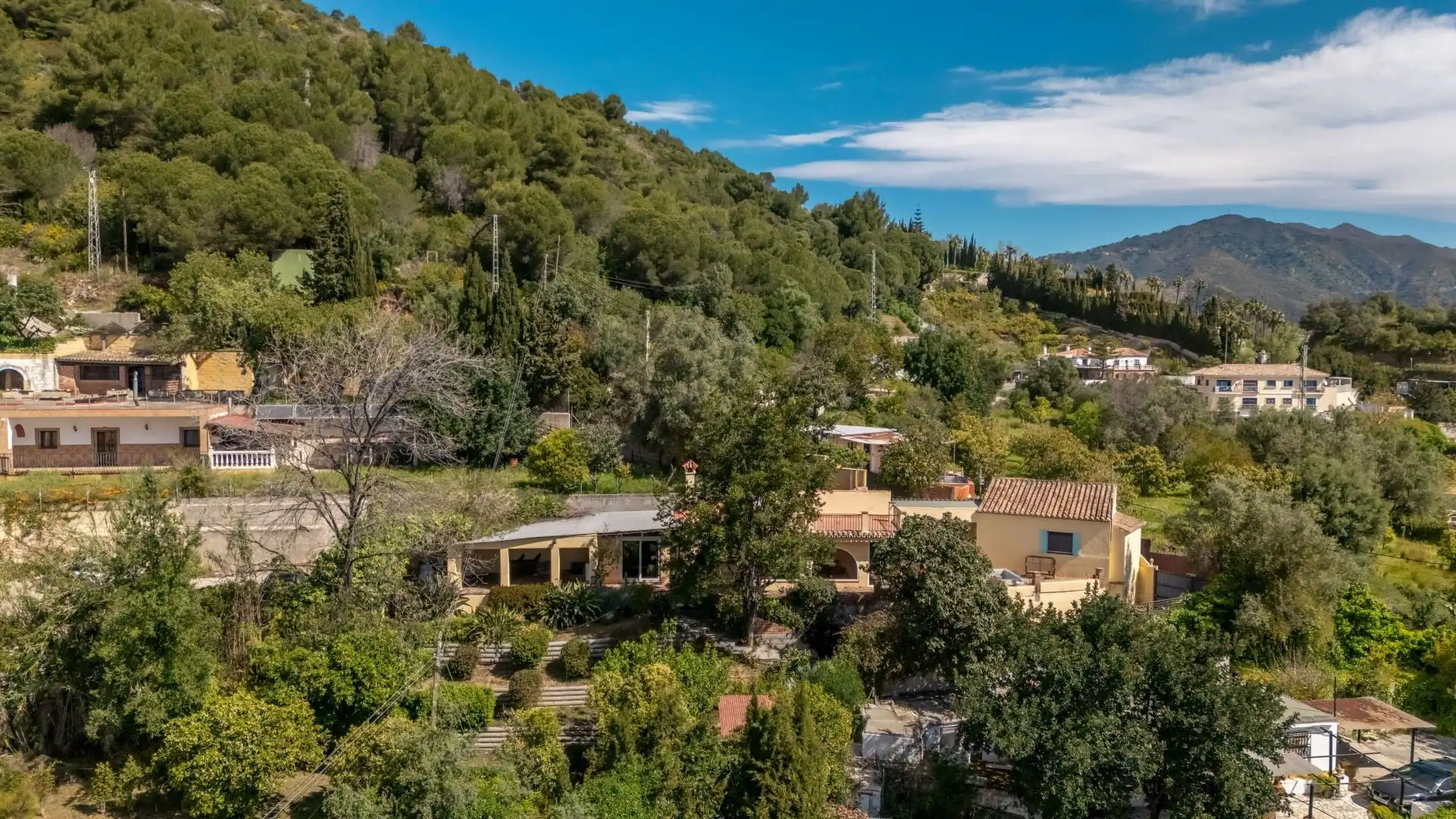 Vista exterior de Finca rústica en venta en Ojén con Trastero y Piscina
