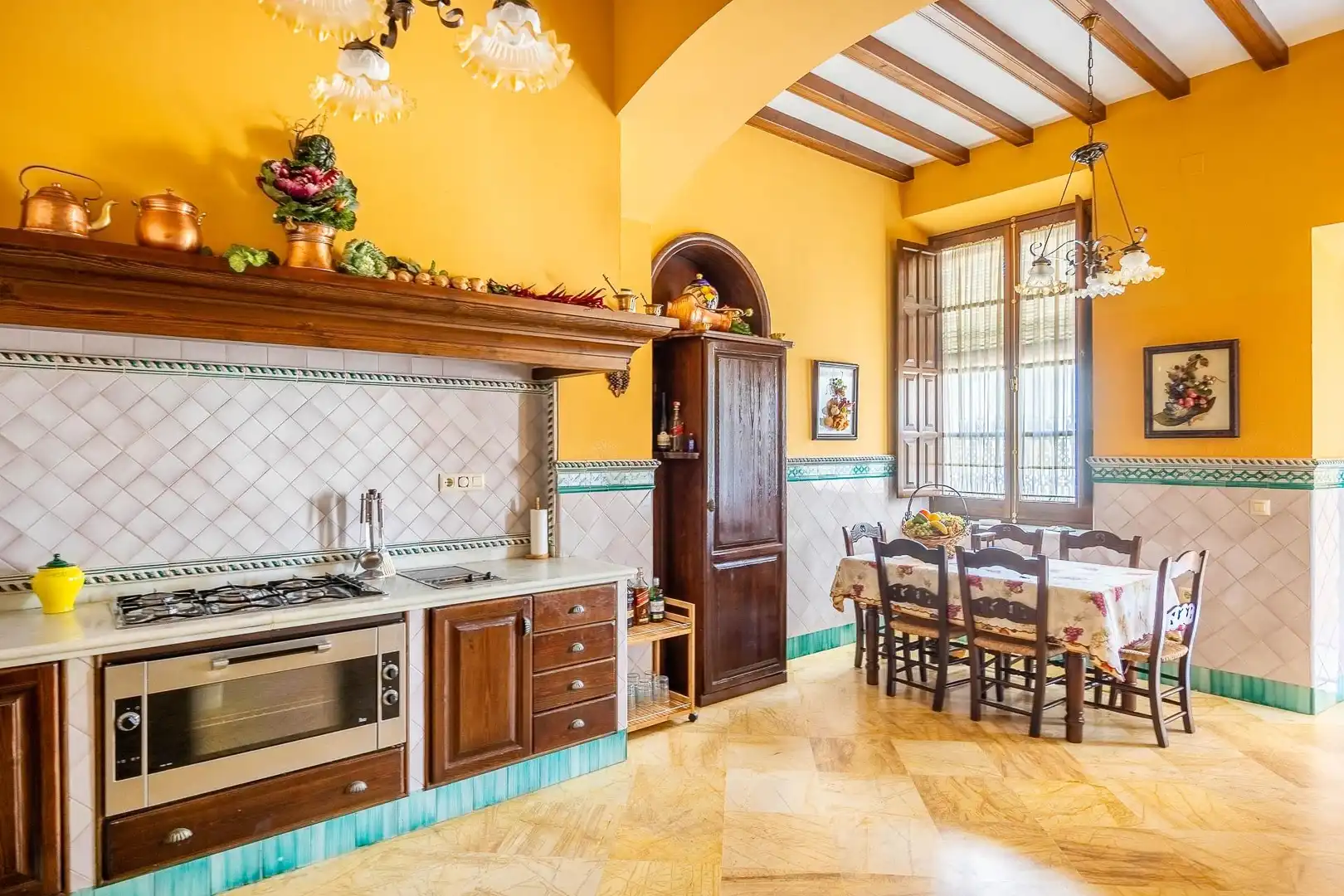 Küche von Country house zum Verkauf in Villalba del Alcor mit Klimaanlage, Privatgarten und Abstellraum