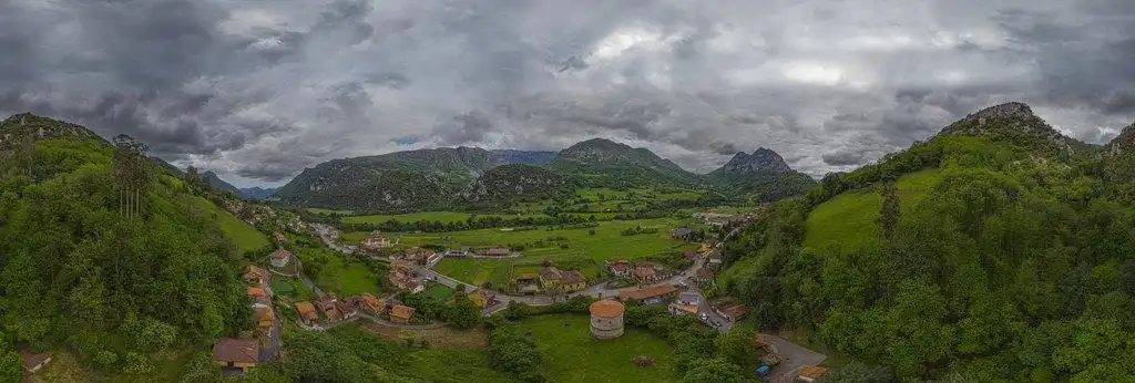 Vista exterior de Casa o chalet en venta en Proaza