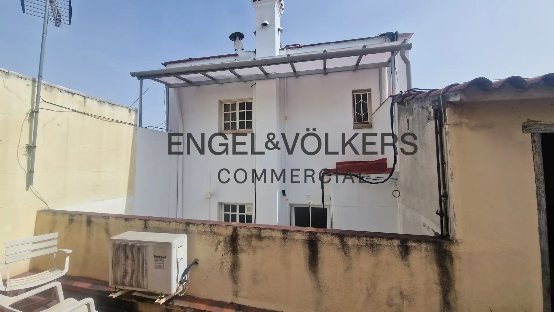 Buildings for sale in Collblanc