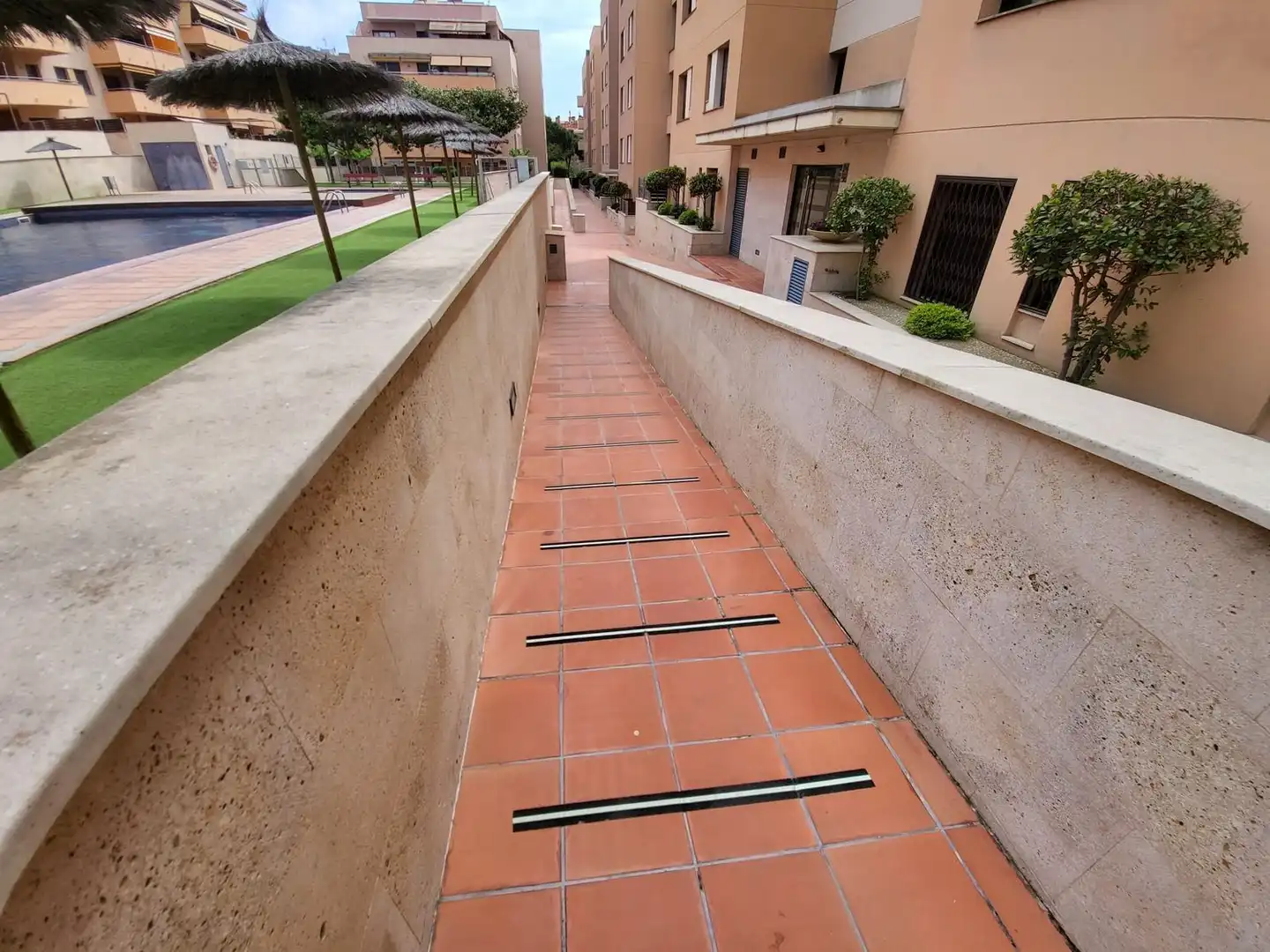 Vista exterior de Piso en venta en Lloret de Mar con Aire acondicionado, Jardín privado y Terraza