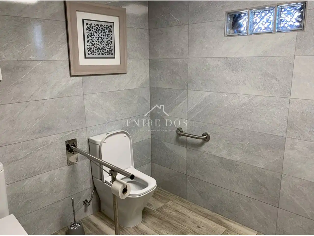 Baño de Local en venta en Almazora / Almassora con Aire acondicionado y Alarma