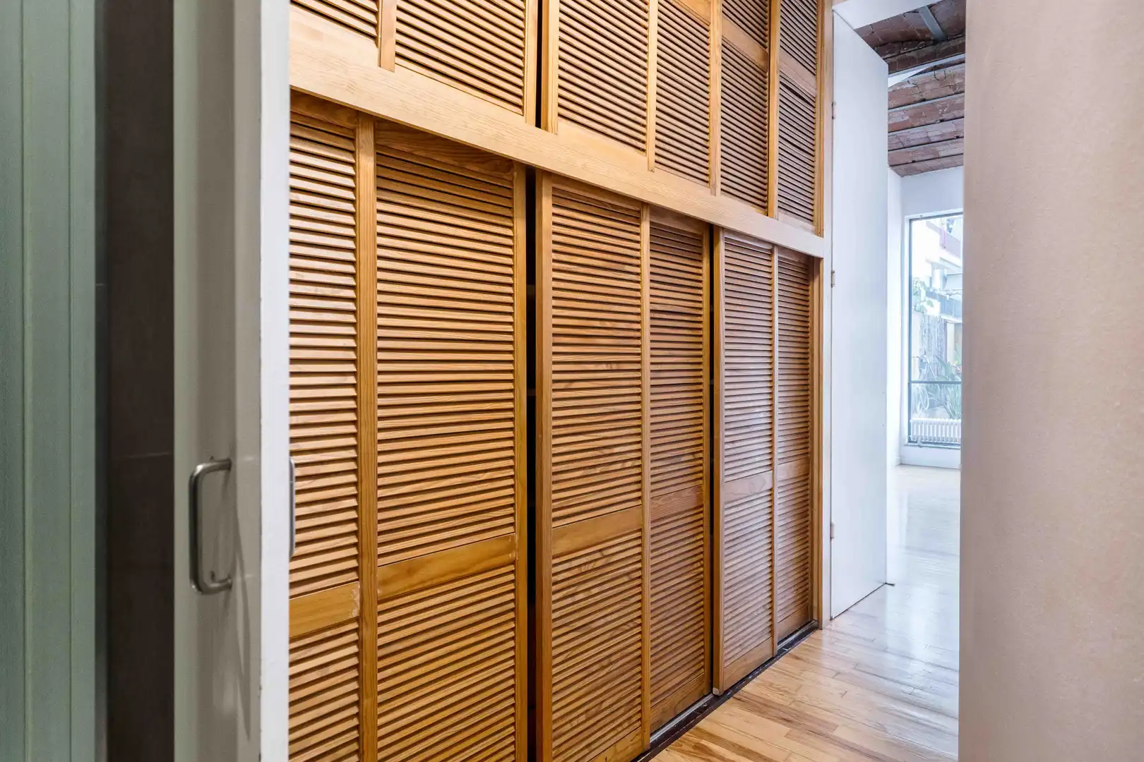 Büro zum Verkauf in Barcelona mit Klimaanlage und Terrasse