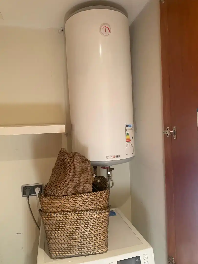 Flat for rent in Carrer del Castell de Solterra, 18, Montilivi