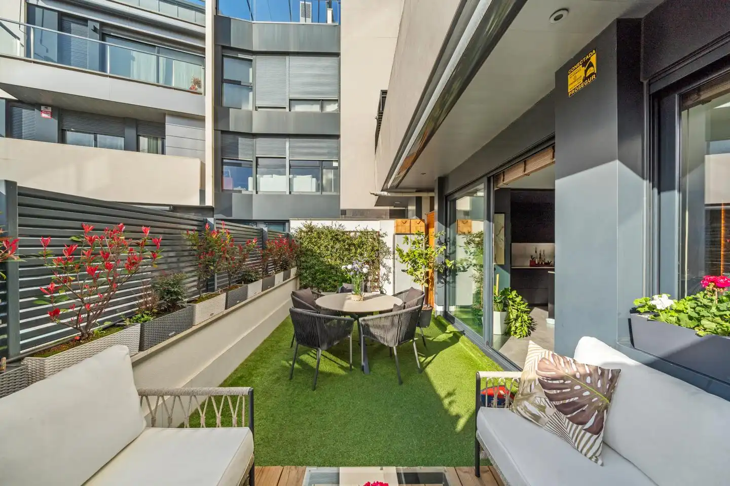 Terrasse von Erdgeschoss zum Verkauf in Madrid mit Klimaanlage, Privatgarten und Terrasse
