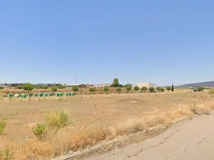 Terreny industrial en venda en Burguillos