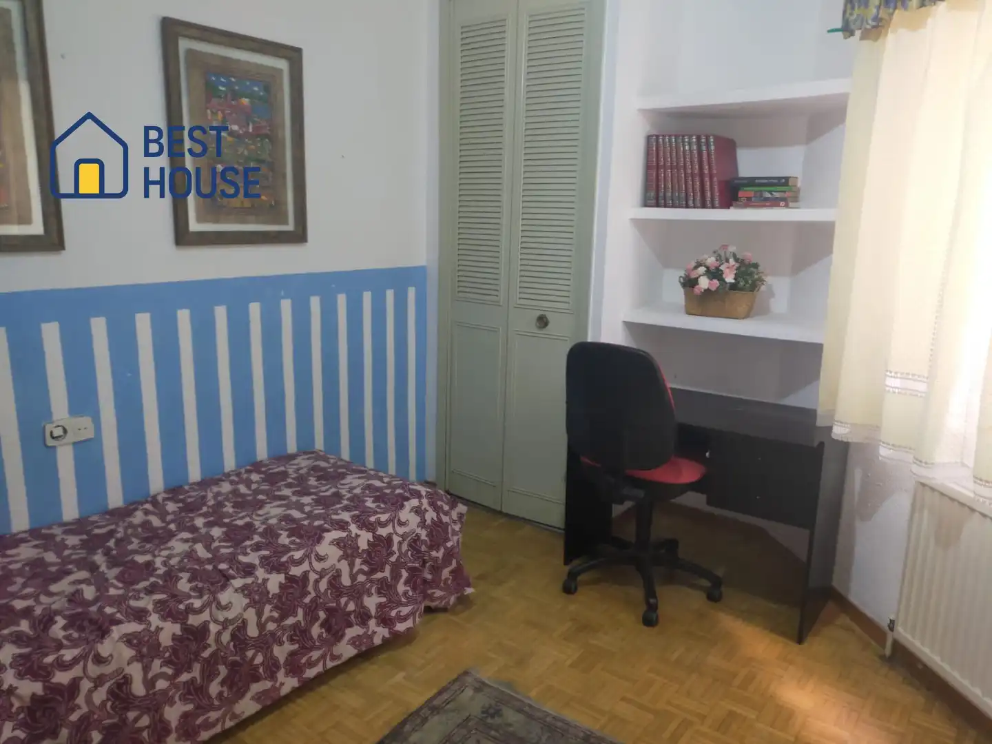 Habitación de Piso en venta en León Capital  con Calefacción, Terraza y Trastero