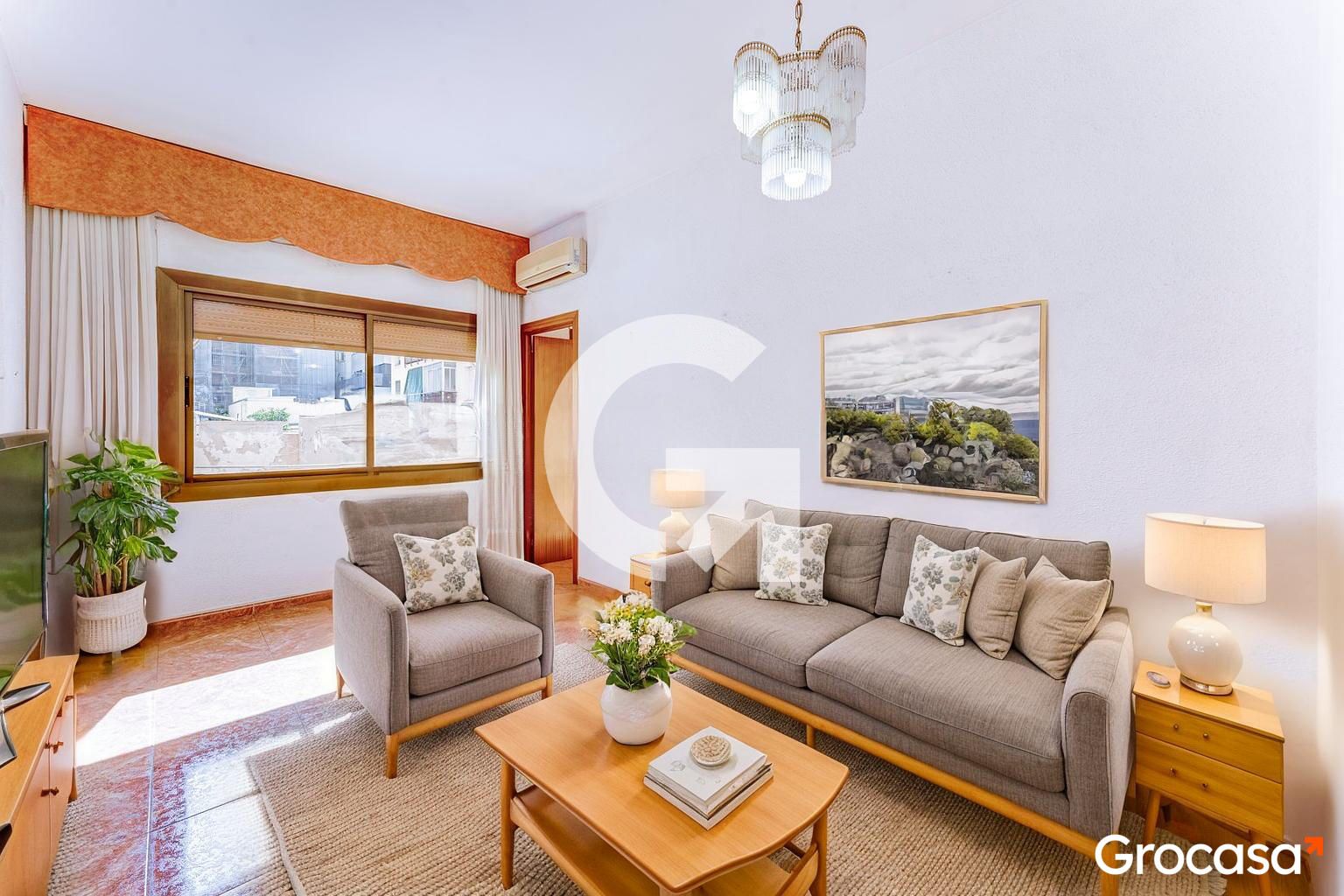 Living room of Flat for sale in  Barcelona Capital  with Air Conditioner, Heating and Oven