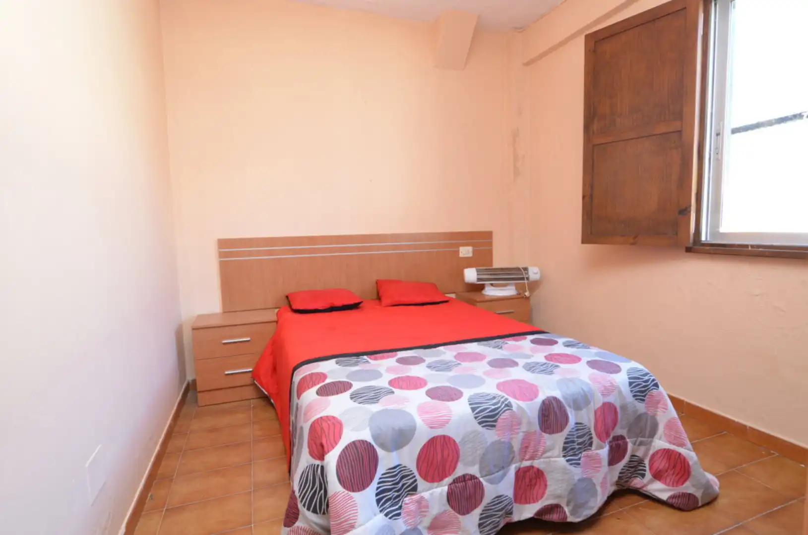 Habitación de Casa o chalet en venta en Coirós con Trastero, Balcón y Internet