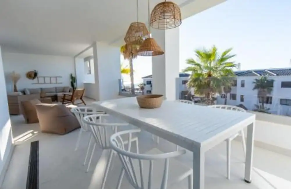 Terraza de Apartamento de alquiler en Estepona con Aire acondicionado, Terraza y Piscina