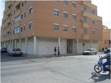 Local comercial en venta en Avenida de la Aduana