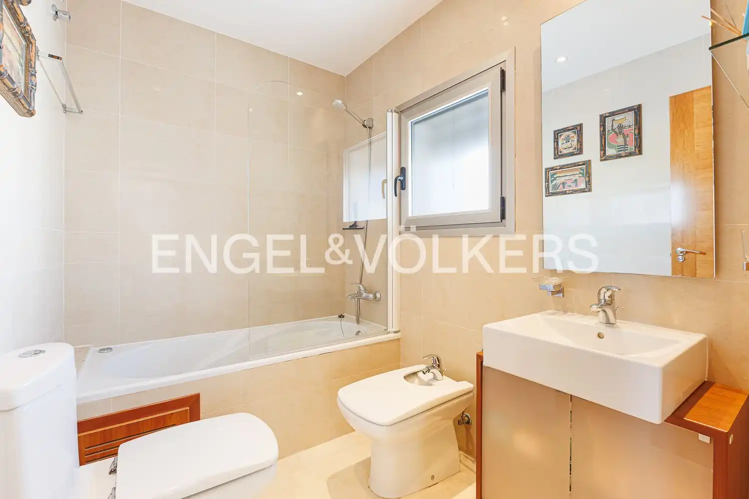 Baño de Ático en venta en Dénia con Aire acondicionado, Calefacción y Jardín privado