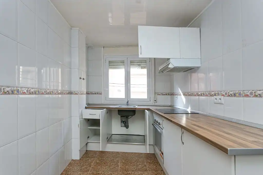 Piso con ascensor en venta en C/ Viladordis, imagen 3