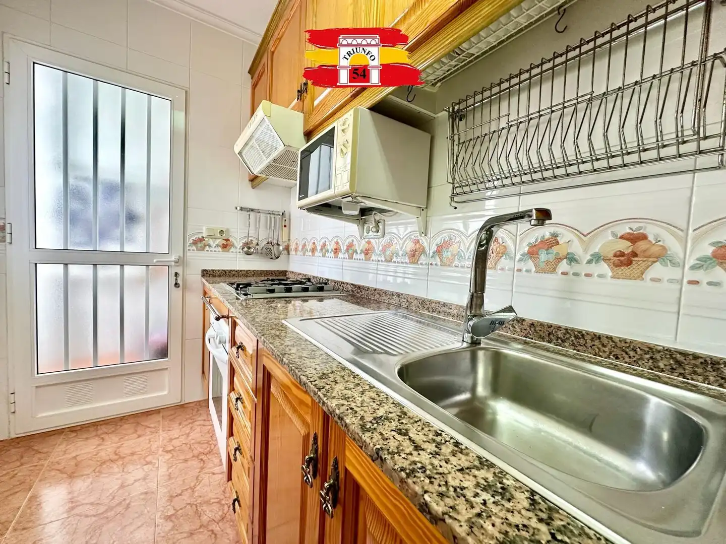 Cocina de Casa adosada en venta en Pilar de la Horadada con Aire acondicionado, Terraza y Amueblado