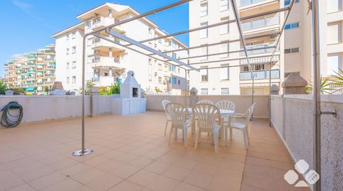 Planta baja con amplia terraza en segunda línea de mar en Mas Mel, Calafell