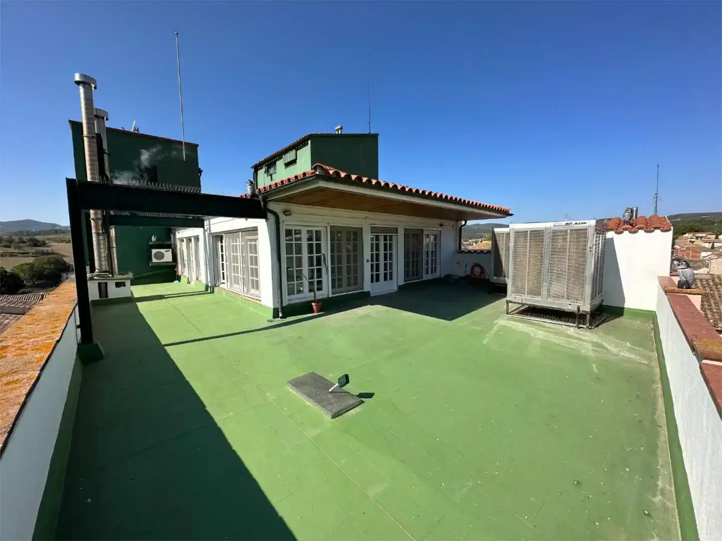 Terrace of Industrial buildings for rent in Mediona