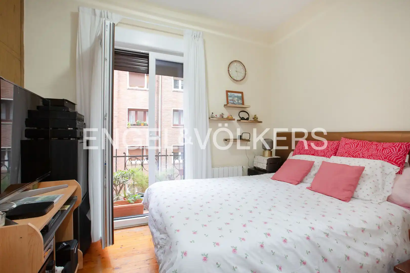 Habitación de Piso en venta en Bilbao  con Calefacción y Balcón
