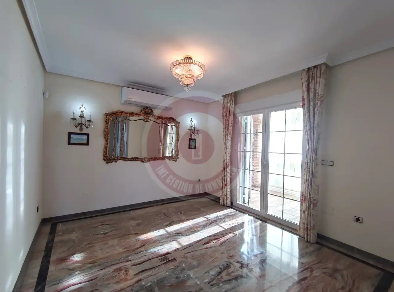 Sala de estar de Casa o chalet en venta en Vélez-Málaga con Aire acondicionado, Jardín privado y Terraza