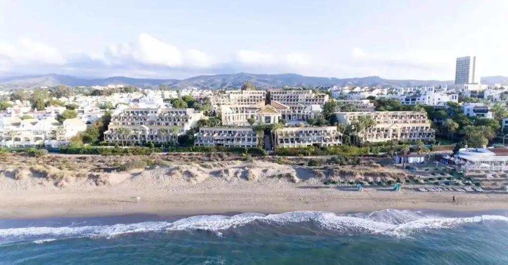 Exterior view of Apartments for sale in Marbella  with Air Conditioner, Heating and Private garden