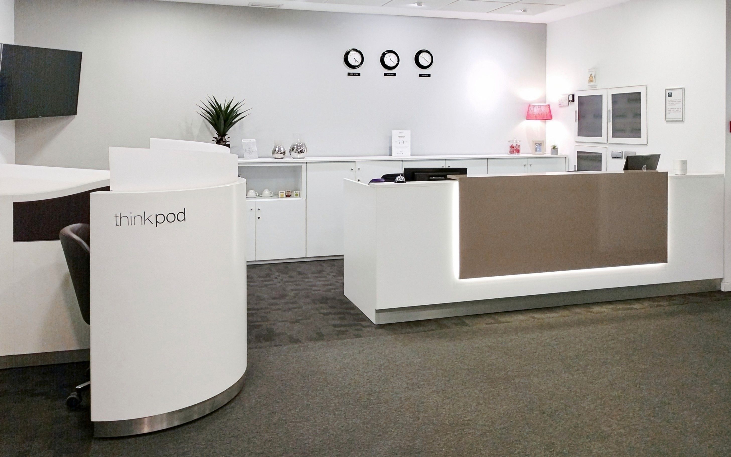 Office to rent in  Sevilla Capital  with Air Conditioner, Heating and Terrace