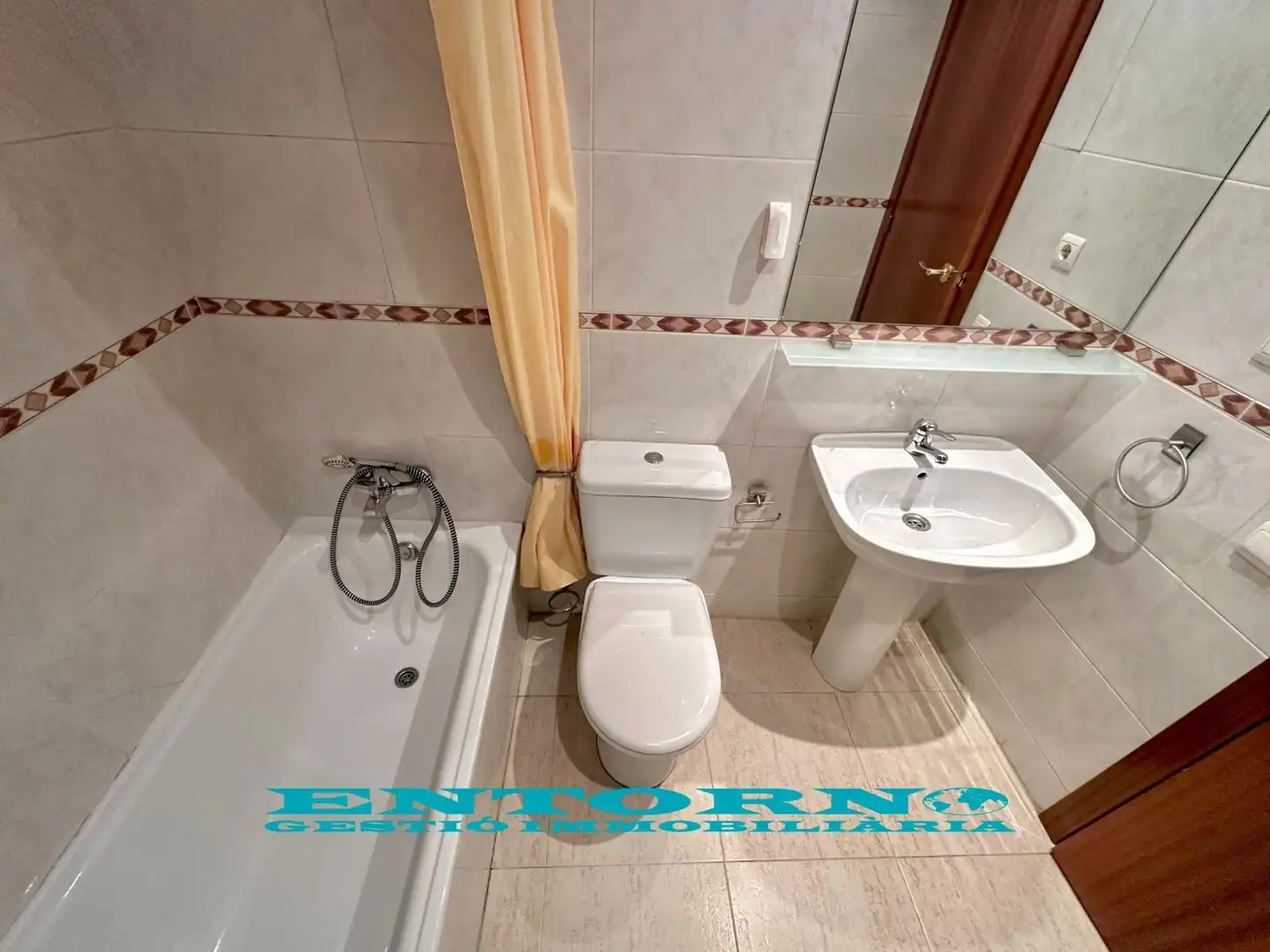 Baño de Piso en venta en Polinyà con Aire acondicionado, Calefacción y Terraza
