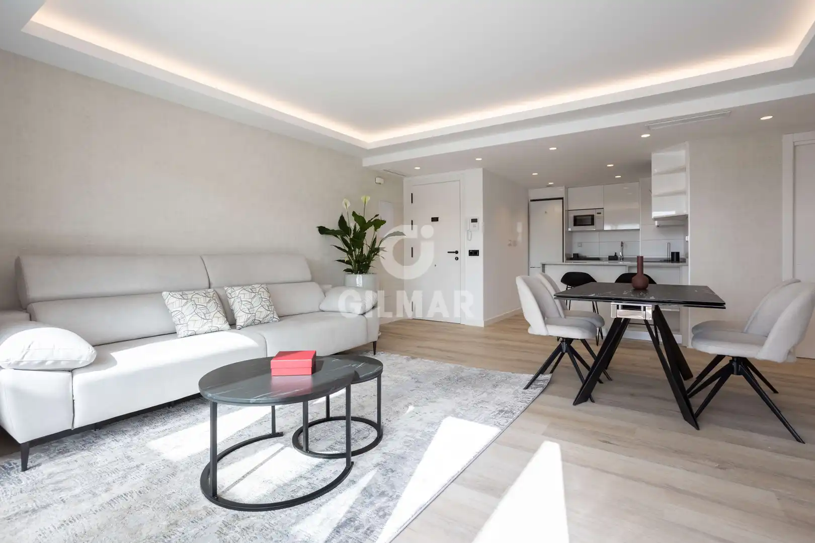 Penthouse with terrace for sale in Nueva Andalucía, imagen 12