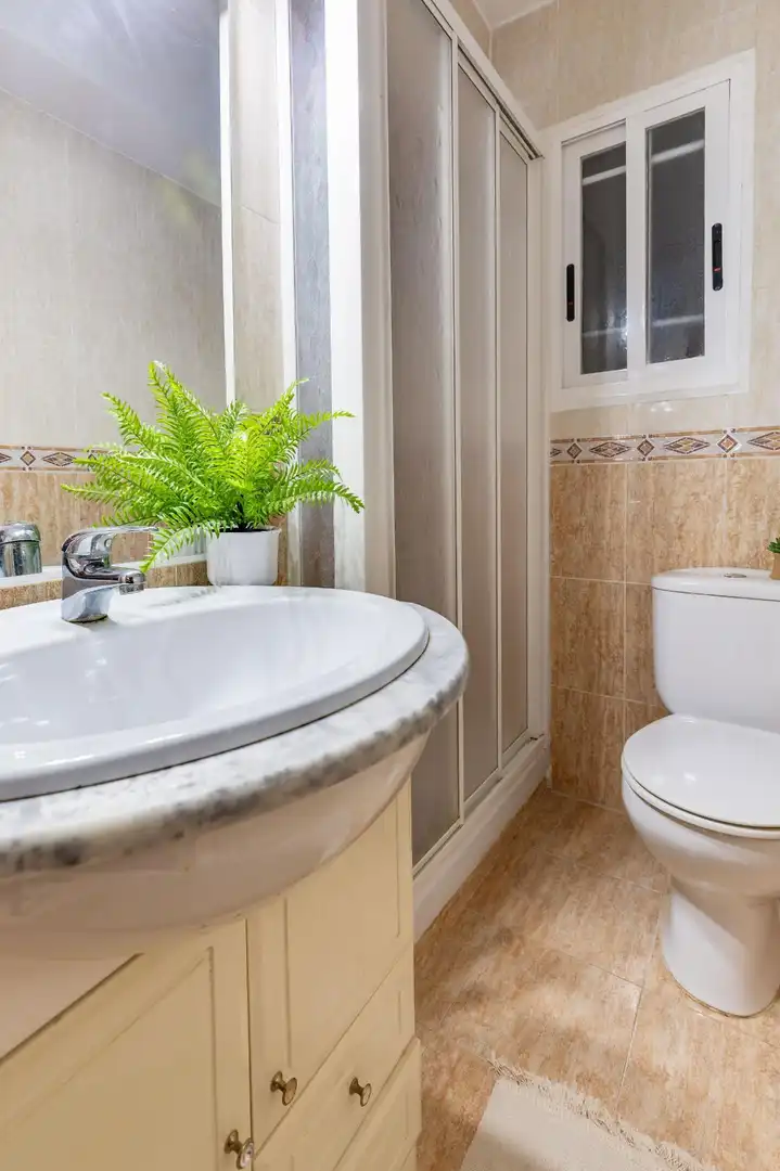 Baño de Apartamento en venta en Xeraco con Aire acondicionado, Terraza y Amueblado