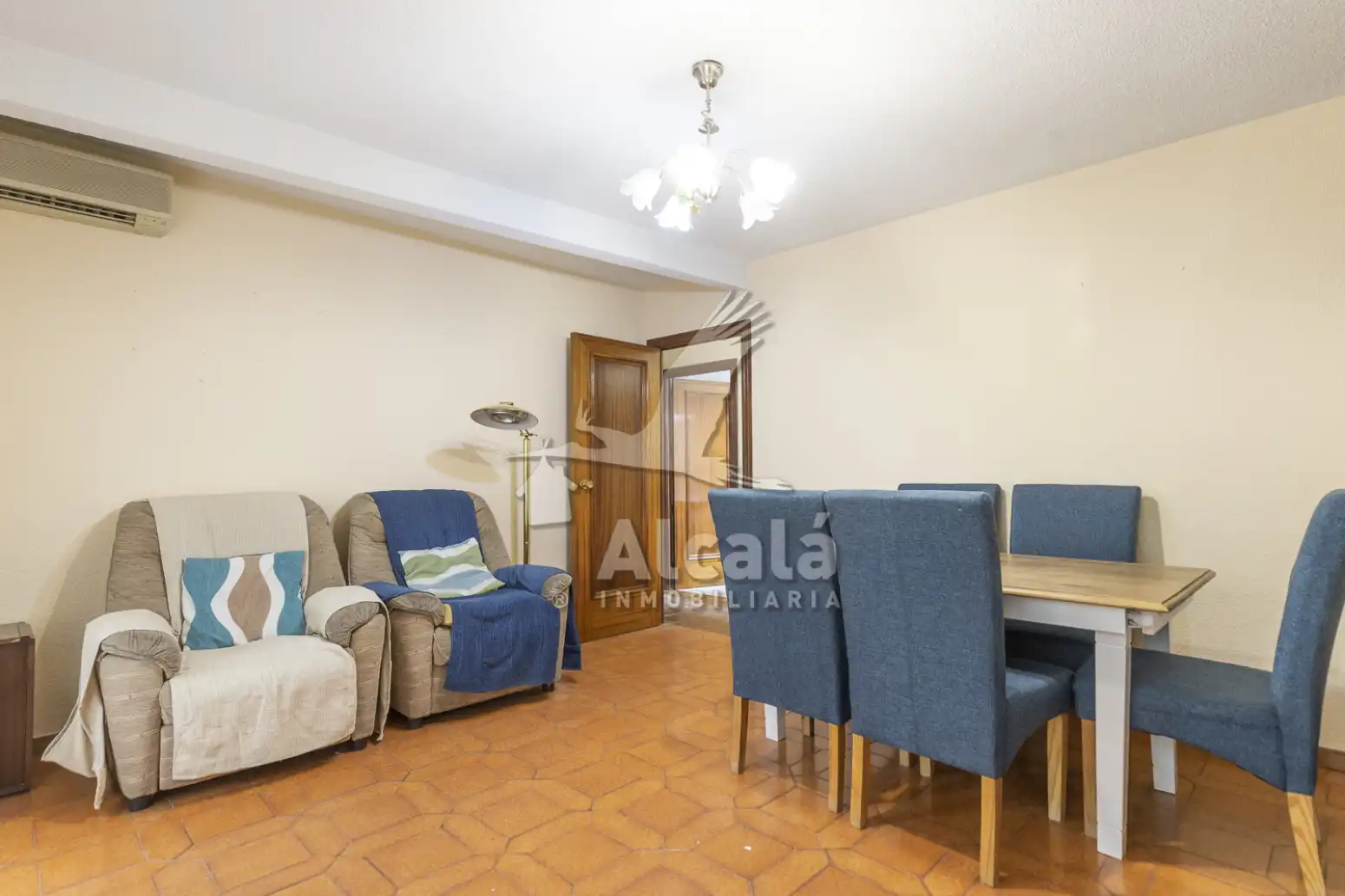 Sala d'estar de Pis en venda en Alcalá de Henares amb Aire condicionat, Calefacció i Terrassa