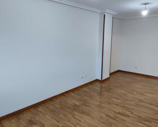 Flat to rent in Gijón   with Heating, Parquet flooring and Storage room