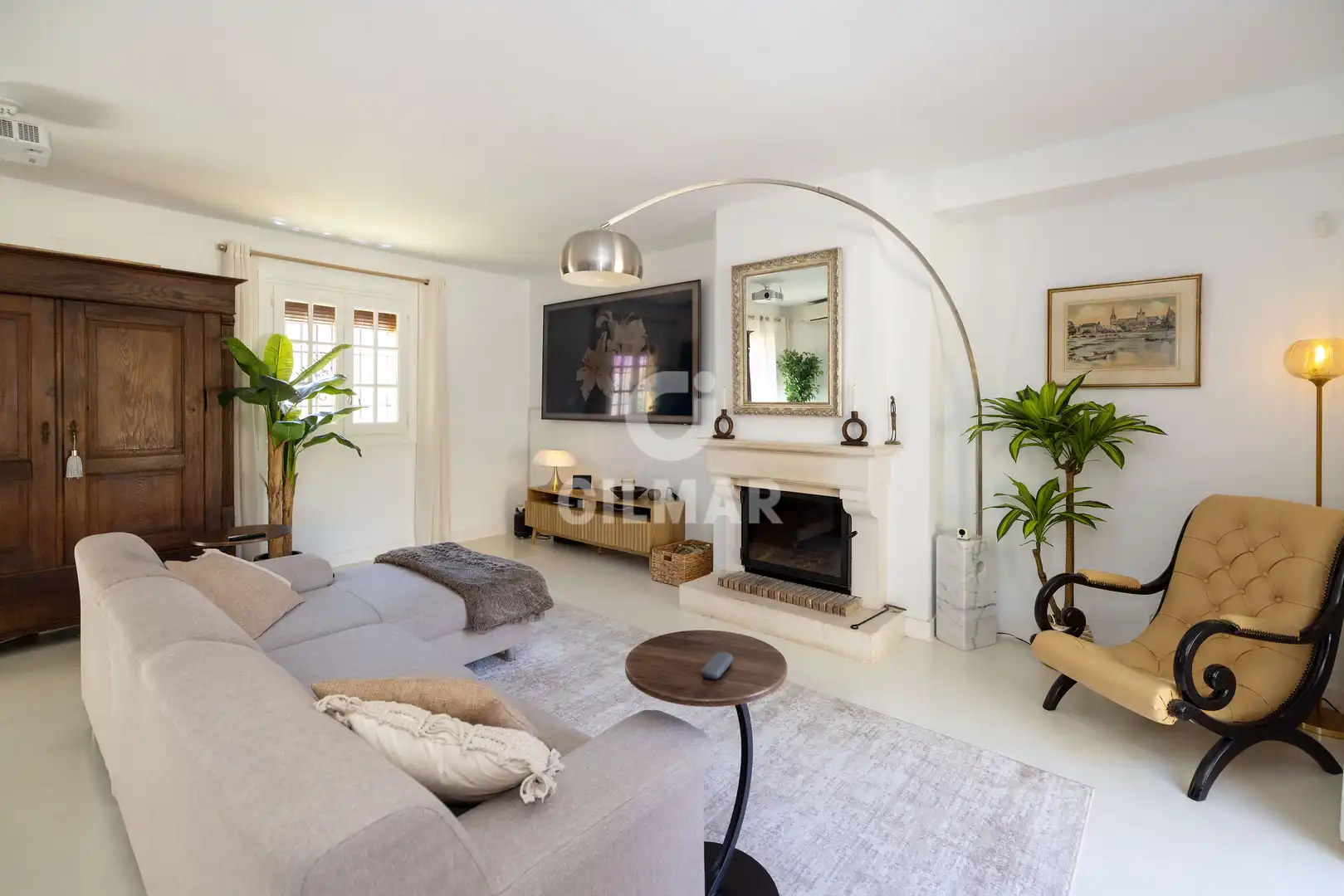 Sala de estar de Casa adosada en venta en Marbella con Calefacción, Piscina y Amueblado