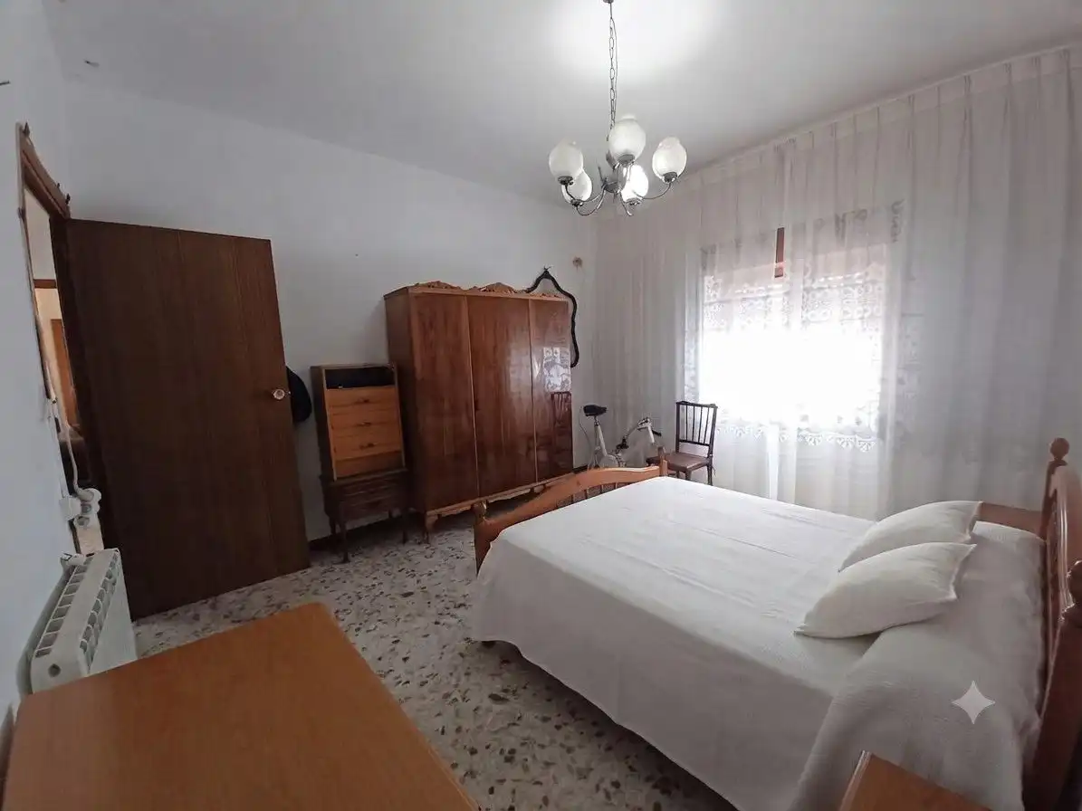 Dormitori de Casa o xalet en venda en Casas de los Pinos
