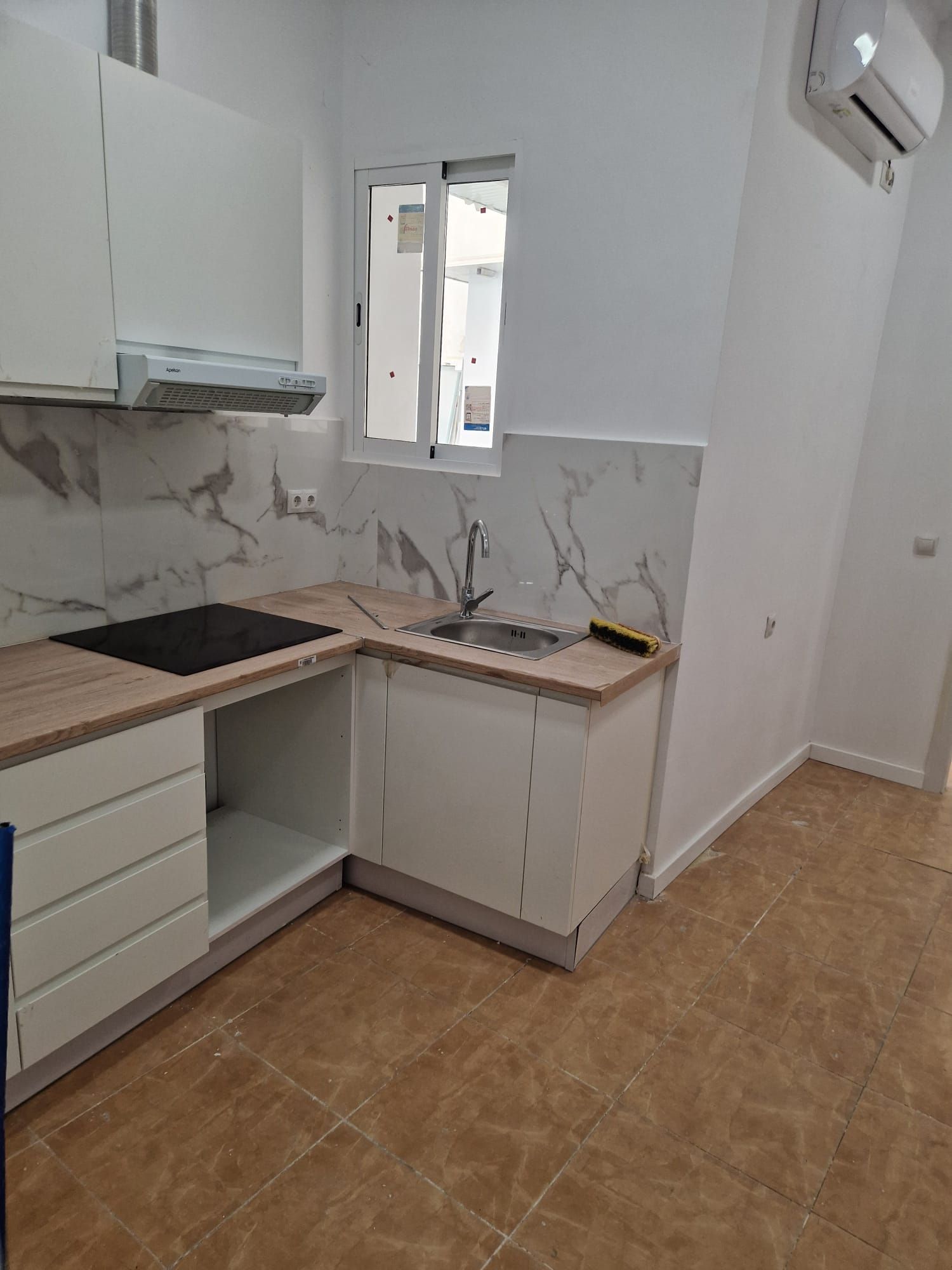 Kitchen of Flat to rent in  Valencia Capital  with Terrace and Storage room