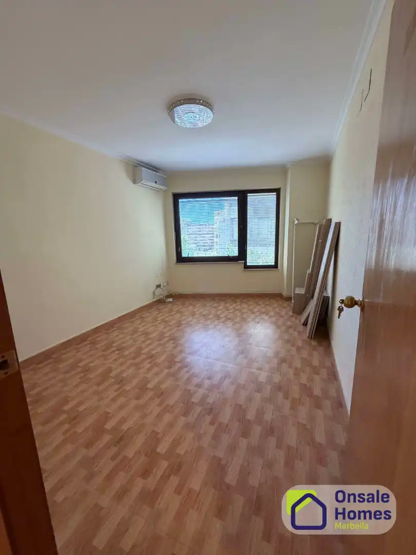 Bureau avec ascenseur à vendre à Avenida Ricardo Soriano, imagen 6