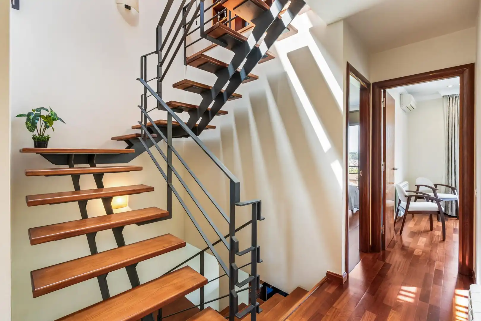 Einfamilien-Reihenhaus zum Verkauf in Granollers mit Heizung, Privatgarten und Terrasse