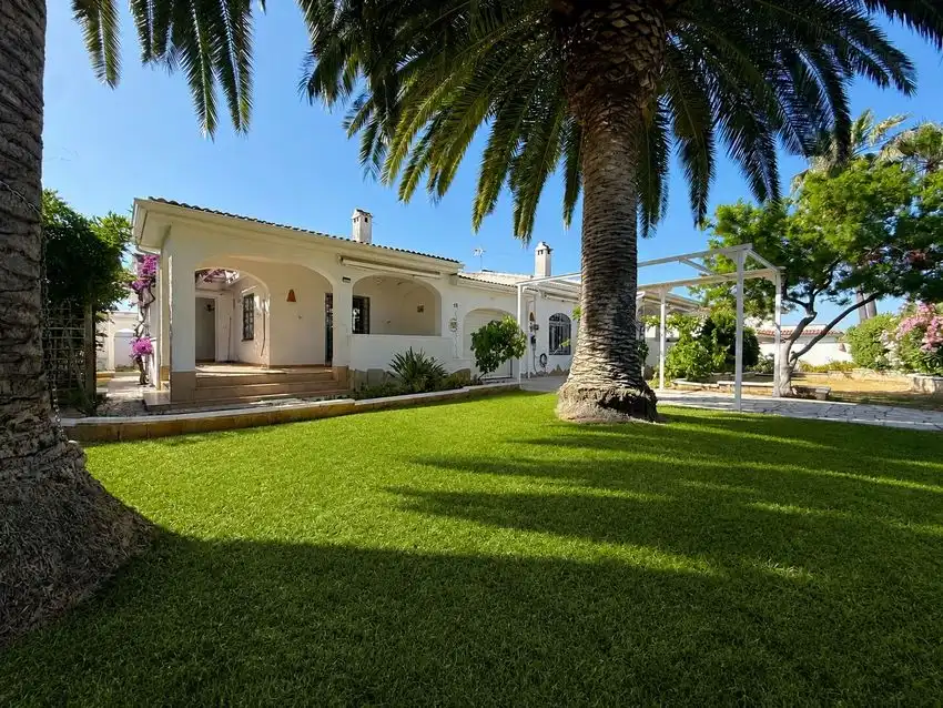 House with pool for sale in Miami Platja, imagen 3