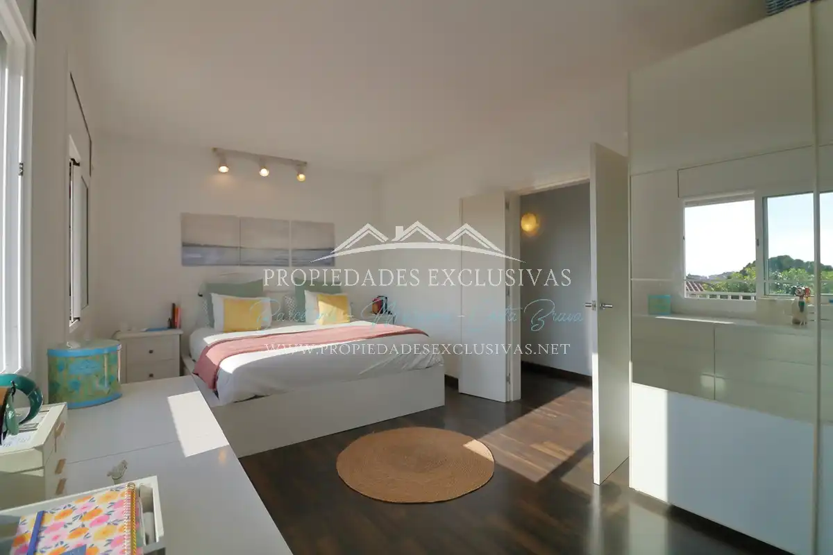 Habitación de Casa o chalet en venta en Cabrils con Aire acondicionado, Calefacción y Jardín privado