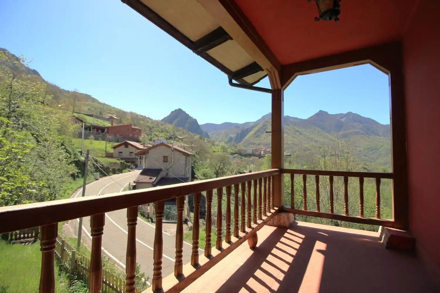 Terraza de Dúplex en venta en Oseja de Sajambre con Jardín privado, Parquet y Terraza